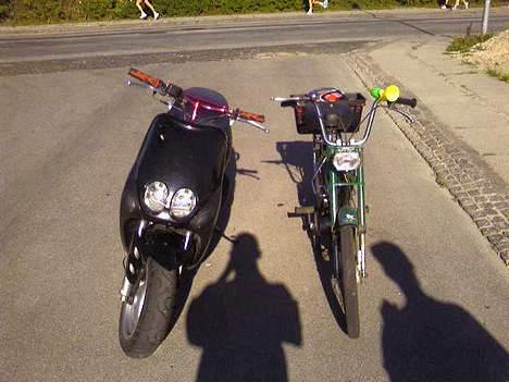 Puch Maxi - Er det min storebror eller hvad ? :P  (Kion G´s kværn) billede 9