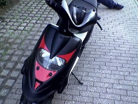 Gilera STALKER ( SOLG) 7500 KG - MALET ANDEN GANG MED HVID INDER KABINE ! billede 10
