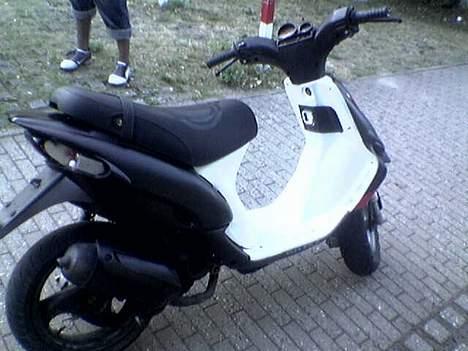 Gilera STALKER ( SOLG) 7500 KG - MALET ANDEN GANG MED HVID INDER KABINE ! billede 11