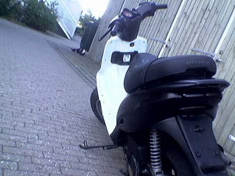 Gilera STALKER ( SOLG) 7500 KG - MALET ANDEN GANG MED HVID INDER KABINE ! billede 13