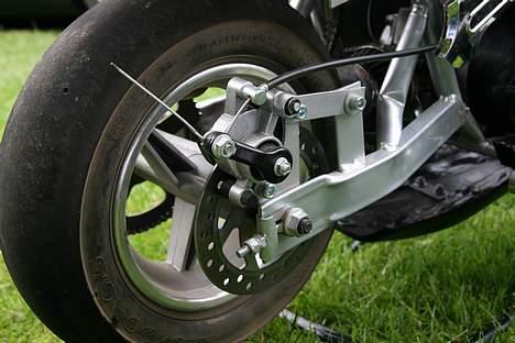 MiniBike Bandit CUSTOM - solgt - ventilerede bremseskiver både for og bag.. her bag billede 8