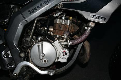 Derbi Senda Extreme SM LC DD - dyrk kølerslangerne =) helt gennemsigtige kommer snart =) billede 6