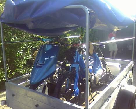 Yamaha Jog FS  -=Solgt=- - Om morgenen til Sæby Træf! Min Jog til venstre og min ven´s Ciao med komplet Polini EVO billede 11