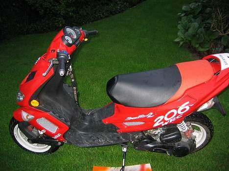 Peugeot Speedfight 2 SOLGT! billede 3