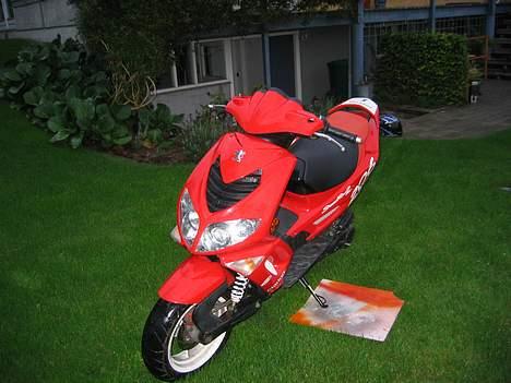 Peugeot Speedfight 2 SOLGT! billede 6