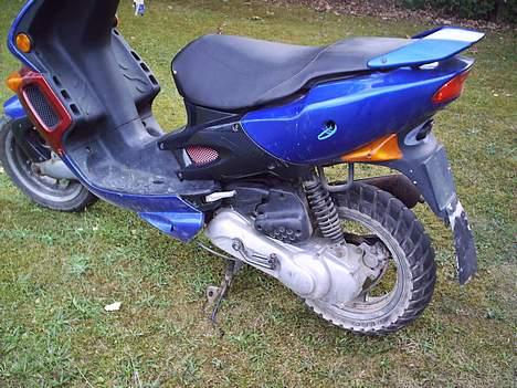 Peugeot speedfight LcE- (solgt) - smart lille hækvinge billede 2