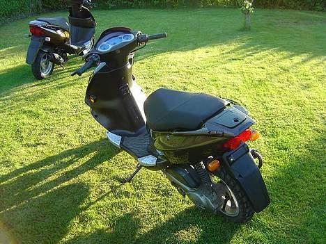 PGO Dr. Big Perlen solgt - den anden man kan se er min fætters de er helt ens ud over han køre med tun og det gør jeg ikke billede 3