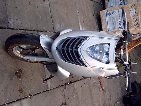 Aprilia sonic SOlgt billede 1