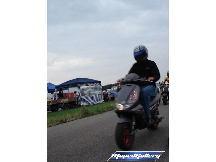 {{currentPhoto.altText}} billede {{currentPhoto.number}}