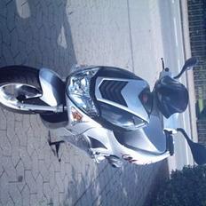 Kymco Super 9 (smadret igen)