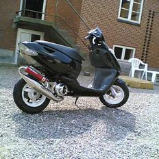 Aprilia Sonic (SOLGT) 