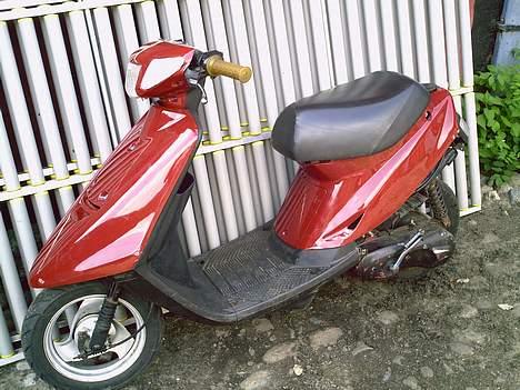 Yamaha jog as solgt billede 9