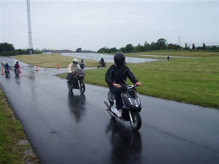 Aprilia Sonic 20.4 HK - Emil til fredericiatræf @ sonicen.  billede 12