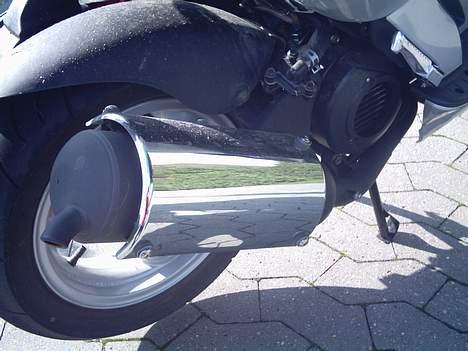 Kymco Super 9 (smadret igen) - Flot med lidt crome billede 4