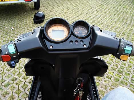 Yamaha Aerox (SOLGT) billede 10