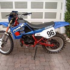Suzuki Rmx
