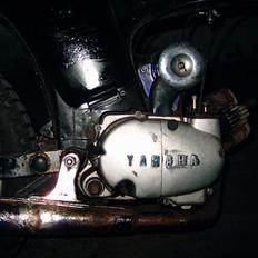 Yamaha 4 gear dx (projekt)