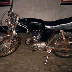 Yamaha 4 gear dx (projekt)