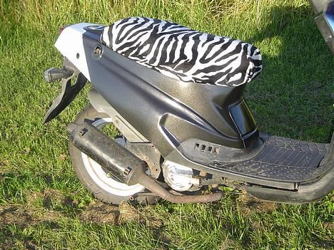 PGO Big max  - Ahhh  ny lakerning  ( men mangler  lige  klar  bil  lak :-)  billede 1