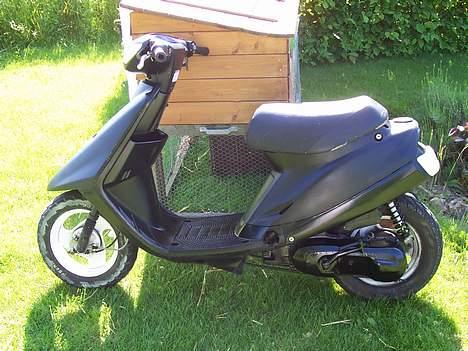 Yamaha Jog (solgt) billede 1