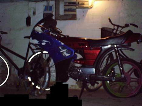 Puch monza 3g  - fuldkåbe, dog solgt. og nej, den er ik kun til yamaha 4g, og nej den kostede ikke 2000 dengang, den er univasal fra thansen og kostede 850kroner i 1998 billede 4