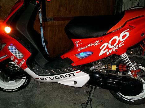 Peugeot speedfight 206 wrc - her kan man se nogle dioder :P billede 4