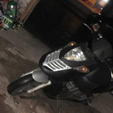 Aprilia Sonic (Solgt)