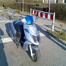 Aprilia Sonic //