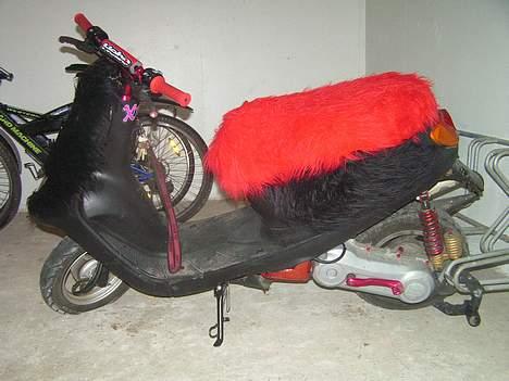 Yamaha JOGspace/pelsdyr TIL SALG - "lidt ældre billede" (sorry kvaliteten på billedet) billede 12