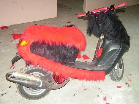 Yamaha JOGspace/pelsdyr TIL SALG - som den står nu, lige "p.t" ( sorry kvaliteten på billedet ) billede 16