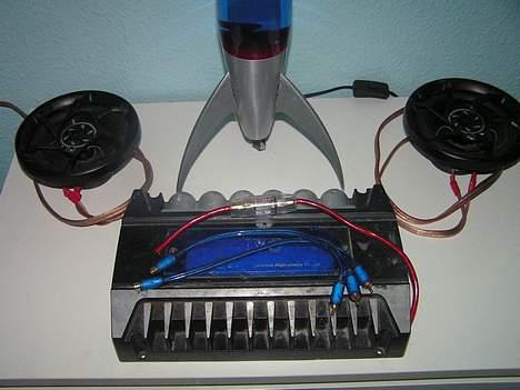 Yamaha JOGspace/pelsdyr TIL SALG - anlægget der (måske) ska i...!! :D " nøjagtig magen til dét i min Di-Tech..!! bortset fra forstærkeren har blåt glas " billede 18