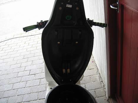 Yamaha Jog R- solgt for 5500 kr billede 10