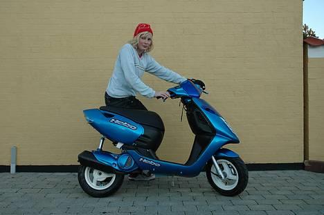 Aprilia Sonic  - De er kun løst sat på nogle af skjoldene billede 1