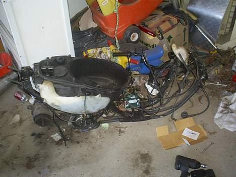 Aprilia Sonic LC SOLGT - og sådan så hun så ud da jeg gik i gang.. billede 13