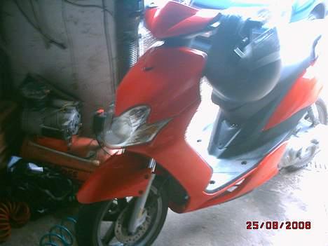 Yamaha jog r-SOLGT- billede 1