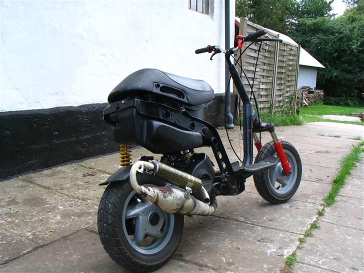 Piaggio Zip -sælges! 3000,- billede 1