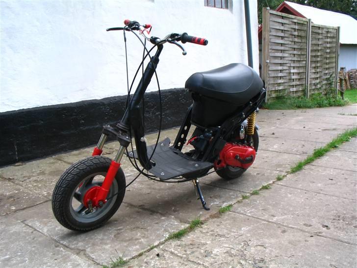 Piaggio Zip -sælges! 3000,- billede 2