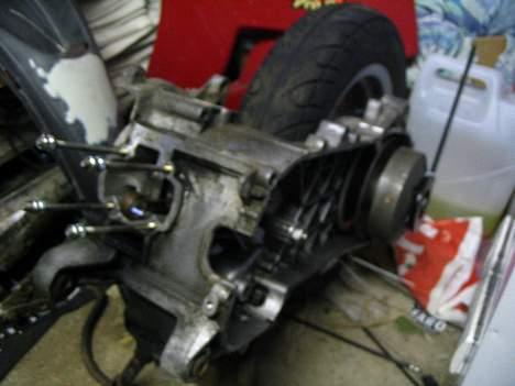 Piaggio Zip -sælges! 3000,- - Motor, som den engang så ud. billede 7