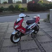 Peugeot speedfight 2