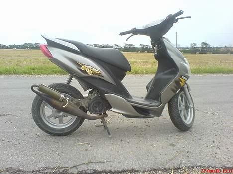 Yamaha jog R SOLGT billede 1