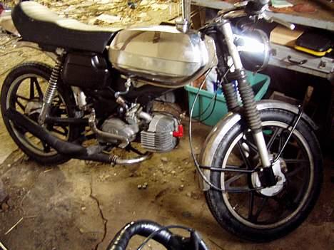 Kreidler RMC * Solgt * - Trænger til at blive pyntet lidt op igen... Har formentligt været brugt til "Markræs" af den tidligere ejer!? billede 3