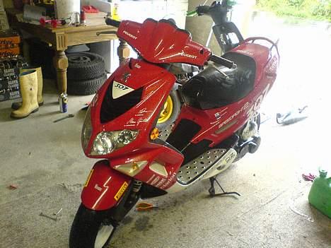 Peugeot Speedfight 2 ~ SOLGT - billede 2