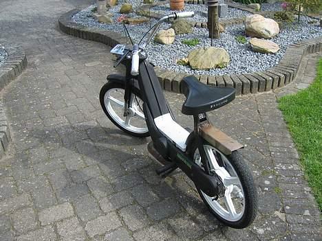 Vespa ciao SOLGT billede 4