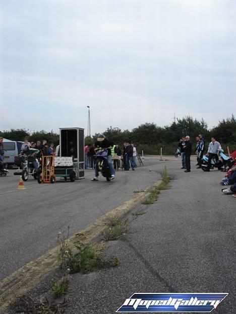 Aprilia Sonic Lc Evo Solgt - Ja den kan ik holdes nede :D billede 8