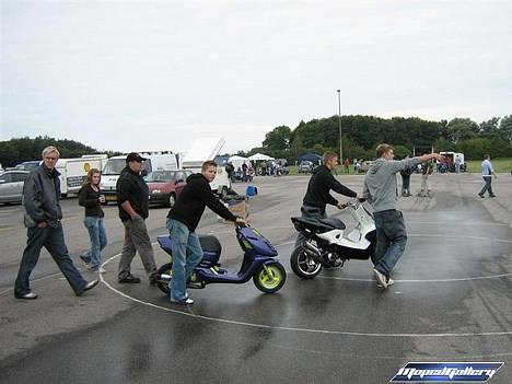 Aprilia Sonic Lc Evo Solgt - På vej til feltet :) hvor den smed 18hk med std. tædning, remskiver og gearing billede 10