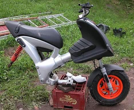 Gilera Ice *solgt* - "Amputeret" Ice - nemmere at lave blokken klar på arbejdsbordet. billede 14