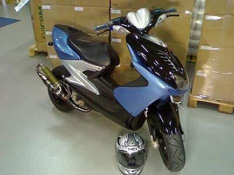Yamaha aeroxYZF R1  SOLGT..  - iceblue  gammelt bilede billede 15