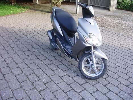 Yamaha jog R SOLGT billede 5