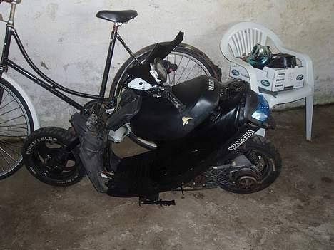 Yamaha Jog FS Skadet! - Efter en gammel mand kørte ud foran mig.. billede 13