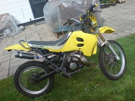 Suzuki Rmx SOLGT billede 1